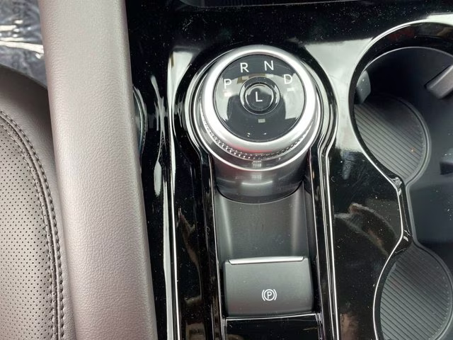 2026 Rapid Red Metallic Tinted Clearcoat Ford Explorer Platinum RWD SUV