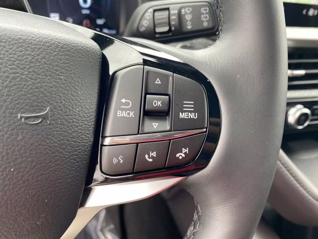 2026 Rapid Red Metallic Tinted Clearcoat Ford Explorer Platinum RWD SUV