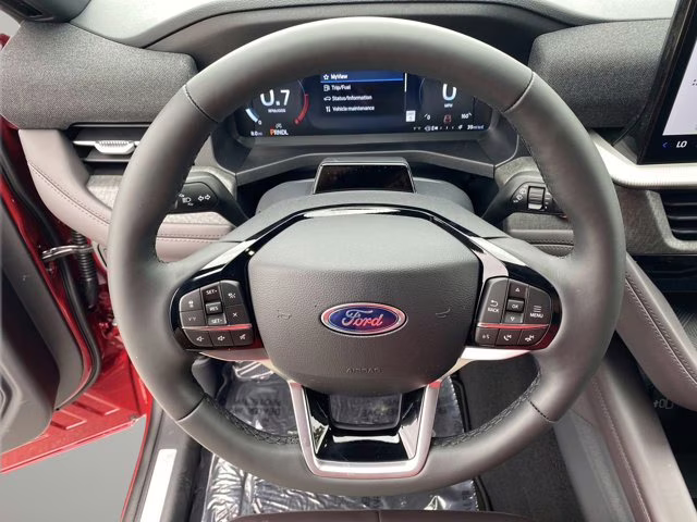 2026 Rapid Red Metallic Tinted Clearcoat Ford Explorer Platinum RWD SUV