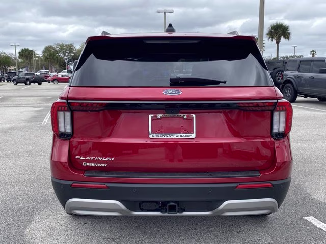 2026 Rapid Red Metallic Tinted Clearcoat Ford Explorer Platinum RWD SUV