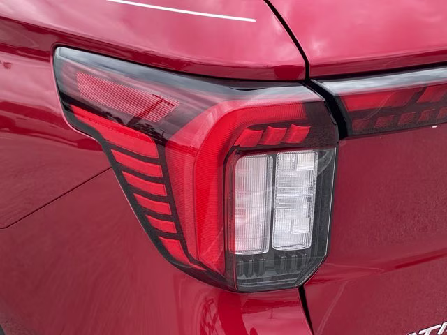 2026 Rapid Red Metallic Tinted Clearcoat Ford Explorer Platinum RWD SUV