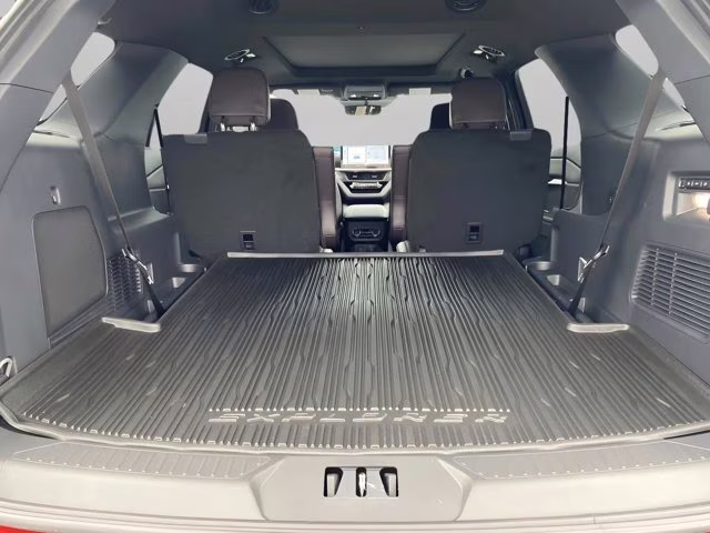 2026 Rapid Red Metallic Tinted Clearcoat Ford Explorer Platinum RWD SUV