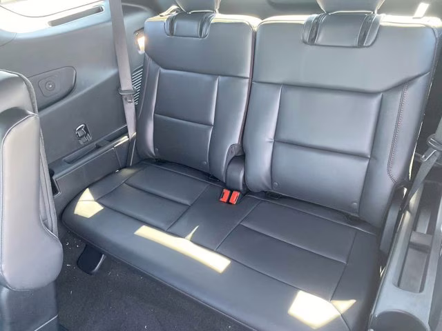 2026 Agate Black Metallic Ford Explorer ST-Line RWD SUV