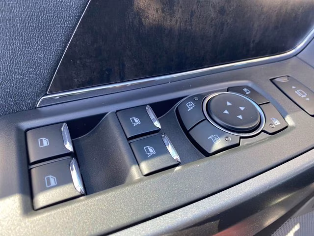 2026 Ruby Red Metallic Tinted Clearcoat Ford Super Duty F-250 SRW LARIAT 4X4 Truck