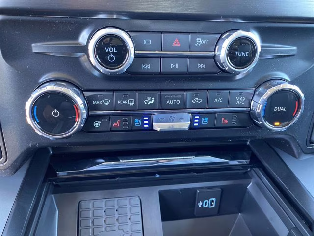 2026 Ruby Red Metallic Tinted Clearcoat Ford Super Duty F-250 SRW LARIAT 4X4 Truck