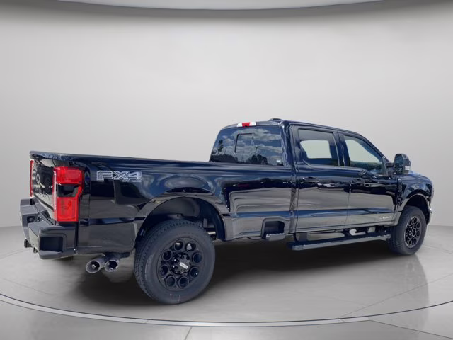 2026 Agate Black Metallic Ford Super Duty F-250 SRW LARIAT 4X4 Truck