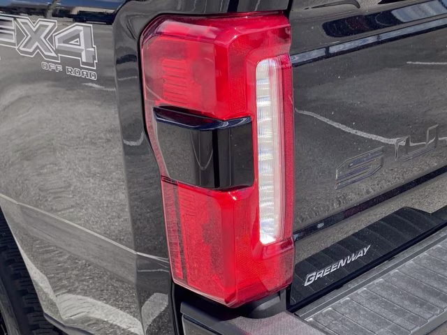 2026 Agate Black Metallic Ford Super Duty F-250 SRW LARIAT 4X4 Truck