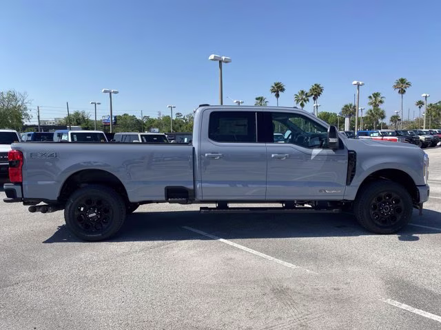 2026 Glacier Gray Metallic Tri-Coat Ford Super Duty F-350 SRW LARIAT 4X4 Truck
