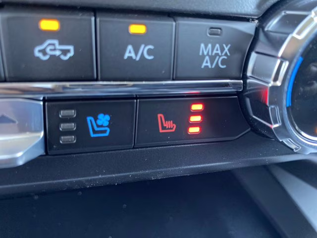 2026 Glacier Gray Metallic Tri-Coat Ford Super Duty F-350 SRW LARIAT 4X4 Truck