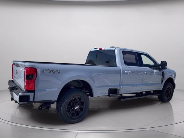 2026 Glacier Gray Metallic Tri-Coat Ford Super Duty F-350 SRW LARIAT 4X4 Truck
