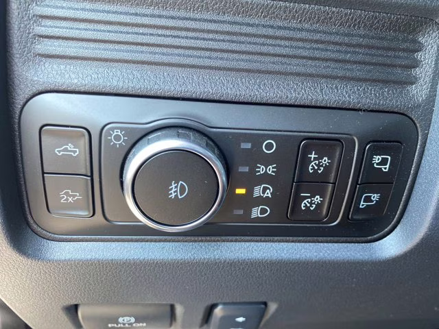 2026 Glacier Gray Metallic Tri-Coat Ford Super Duty F-350 SRW LARIAT 4X4 Truck