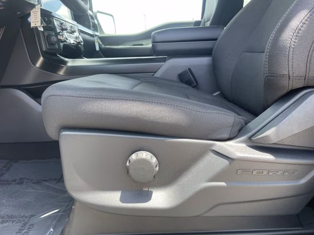 2026 Avalanche Ford F-150 STX 4X4 Truck