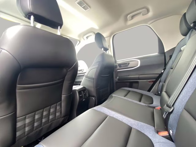 2026 Space White Metallic Ford Bronco Sport Outer Banks 4X4 SUV