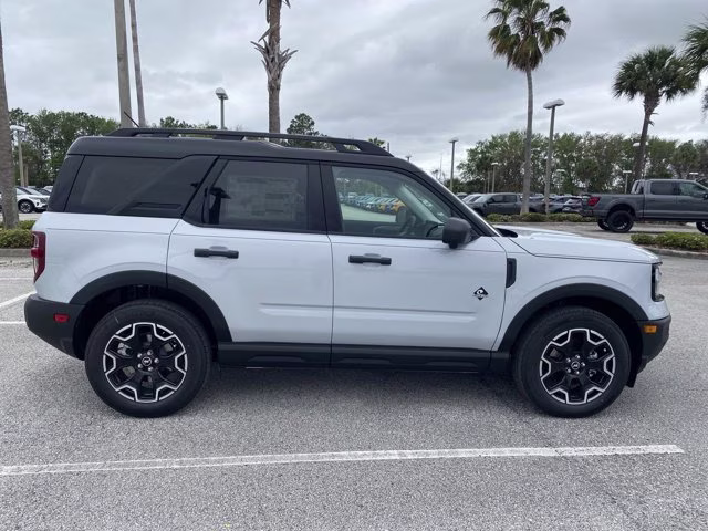 2026 Space White Metallic Ford Bronco Sport Outer Banks 4X4 SUV