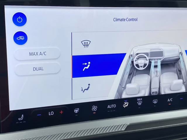 2026 Space White Metallic Ford Bronco Sport Outer Banks 4X4 SUV