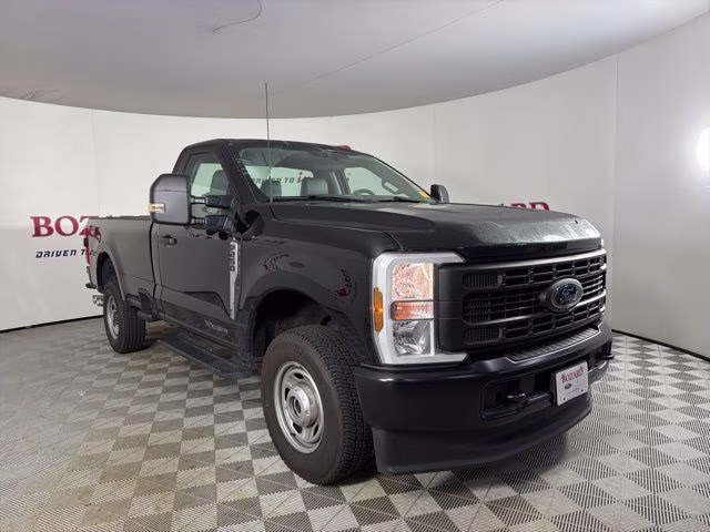 2025 Ford F-250 XL 4x4 Regular Cab 8' Box's photo
