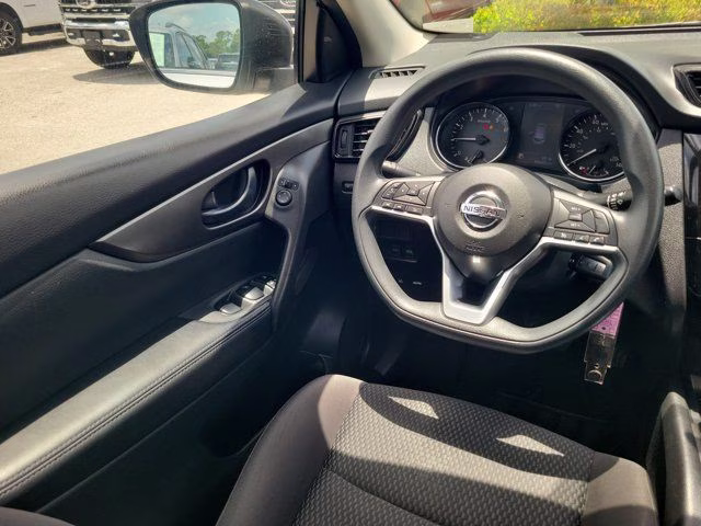 2020 Brilliant Silver Metallic Nissan Rogue Sport S FWD SUV