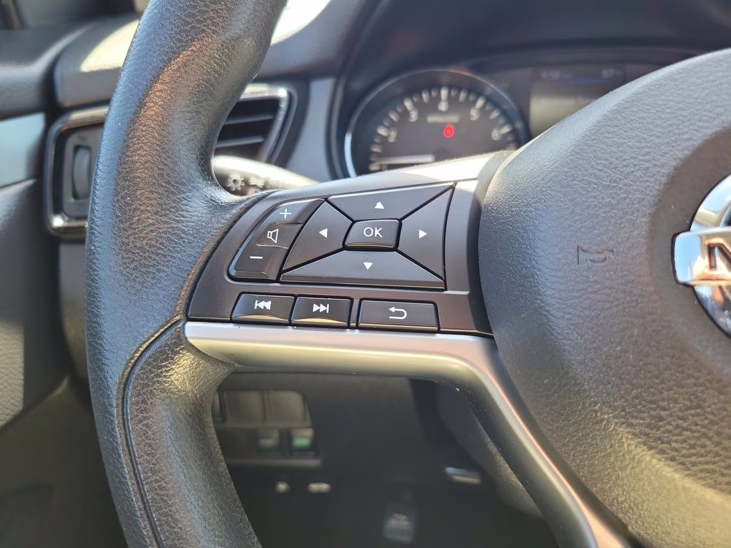 2020 Brilliant Silver Metallic Nissan Rogue Sport S FWD SUV
