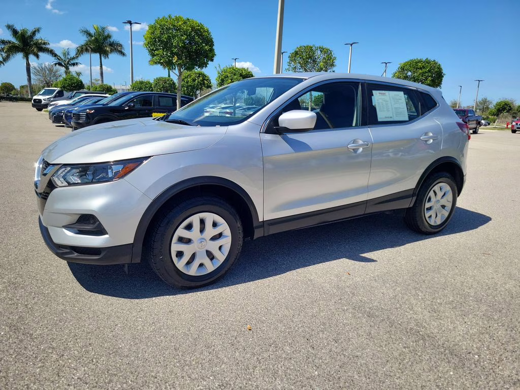 2020 Brilliant Silver Metallic Nissan Rogue Sport S FWD SUV