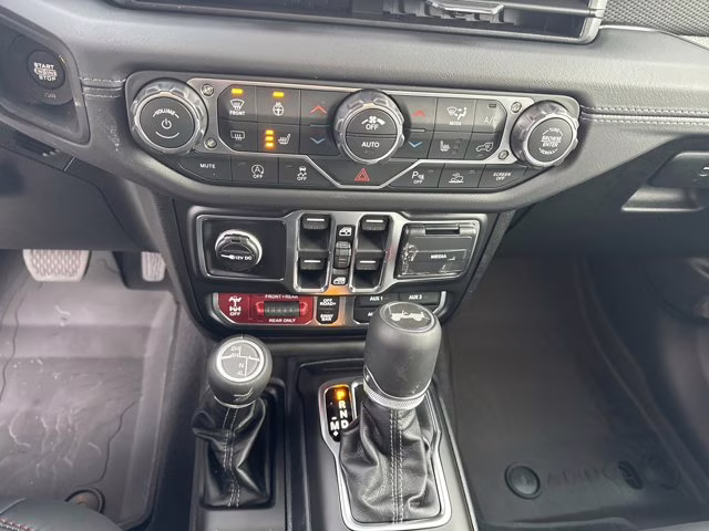 2026 Anvil Clearcoat Jeep Wrangler Rubicon 4X4 Convertible