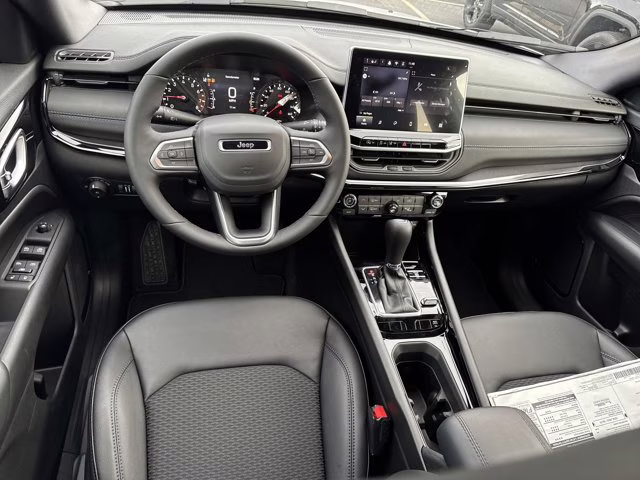 2026 Bright White Clearcoat Jeep Compass Latitude Altitude 4X4 SUV