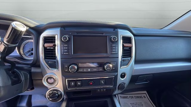 2019 Deep Blue Pearl Metallic Nissan Titan PRO-4X 4X4 Truck