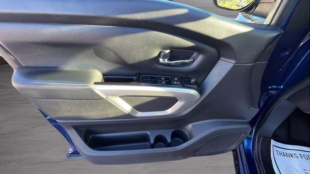 2019 Deep Blue Pearl Metallic Nissan Titan PRO-4X 4X4 Truck