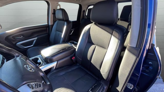 2019 Deep Blue Pearl Metallic Nissan Titan PRO-4X 4X4 Truck