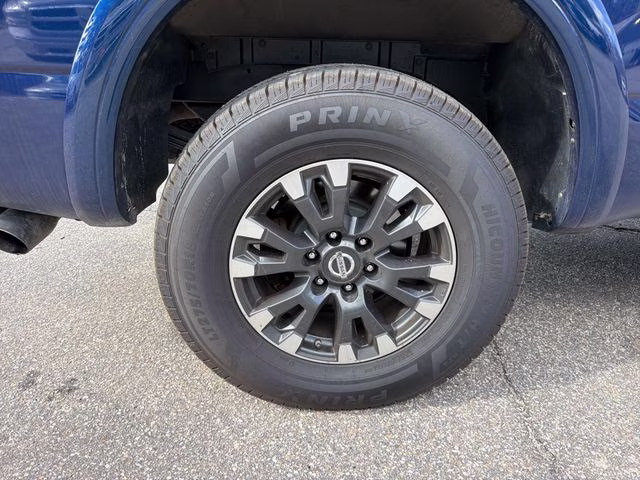 2019 Deep Blue Pearl Metallic Nissan Titan PRO-4X 4X4 Truck