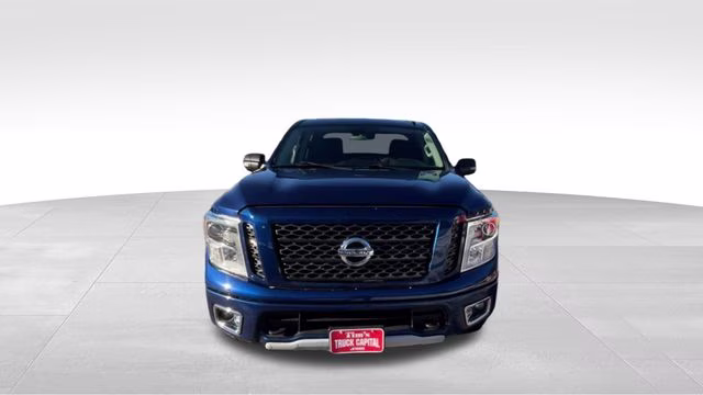 2019 Deep Blue Pearl Metallic Nissan Titan PRO-4X 4X4 Truck