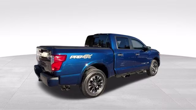 2019 Deep Blue Pearl Metallic Nissan Titan PRO-4X 4X4 Truck