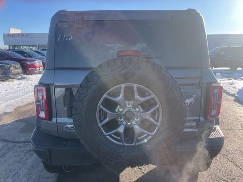 2025 Carbonized Gray Metallic Ford Bronco Badlands 4X4 SUV