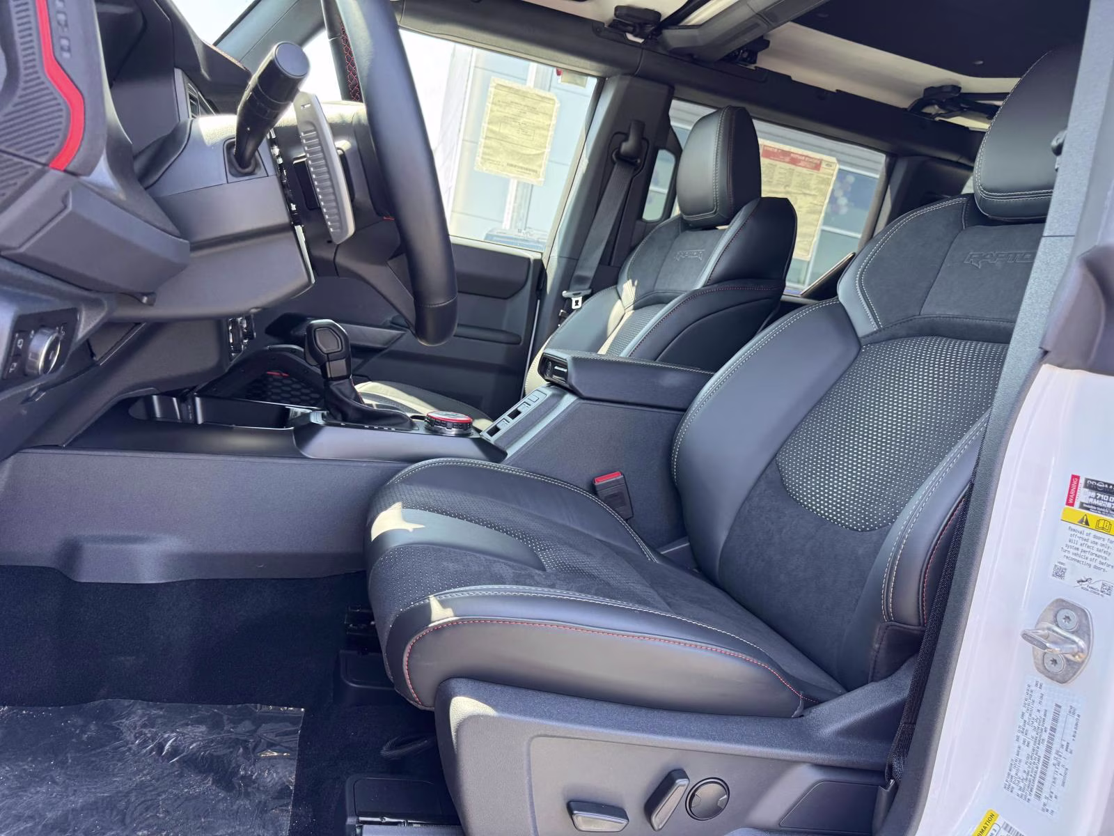 2025 Oxford White Ford Bronco Raptor 4 Door Advanced 4x4 4X4 SUV