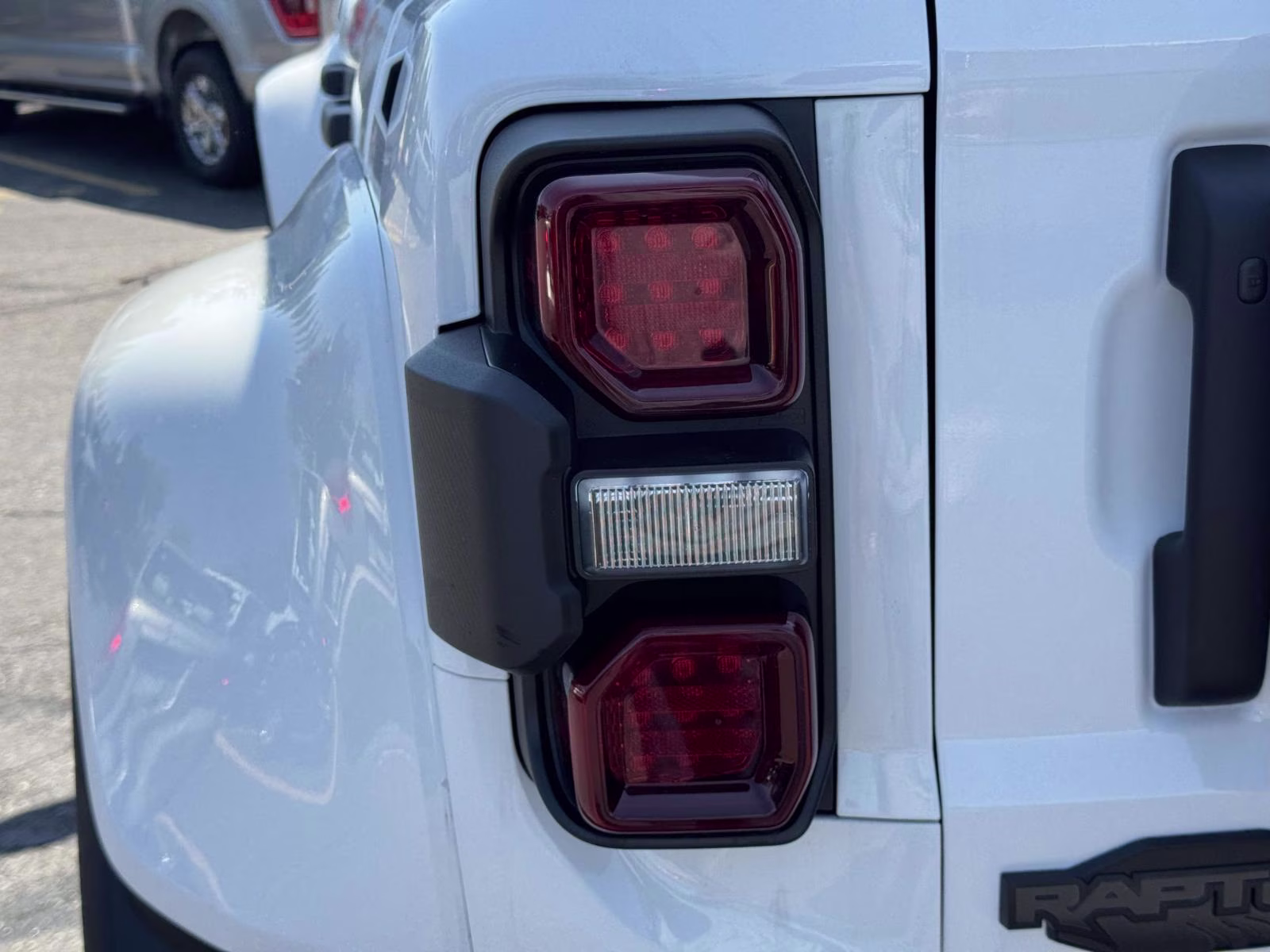 2025 Oxford White Ford Bronco Raptor 4 Door Advanced 4x4 4X4 SUV