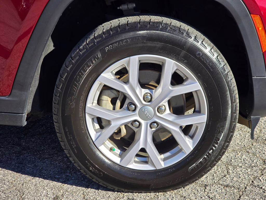 2022 Velvet Red Pearlcoat Jeep Grand Cherokee Limited 4X4 SUV