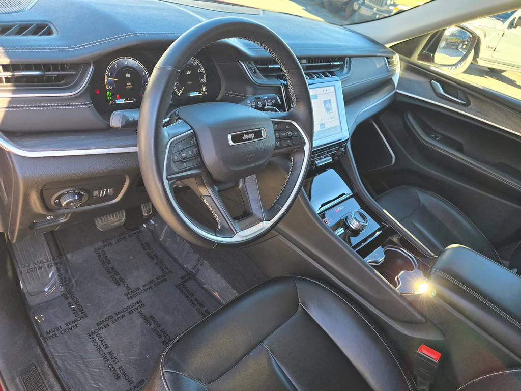 2022 Velvet Red Pearlcoat Jeep Grand Cherokee Limited 4X4 SUV