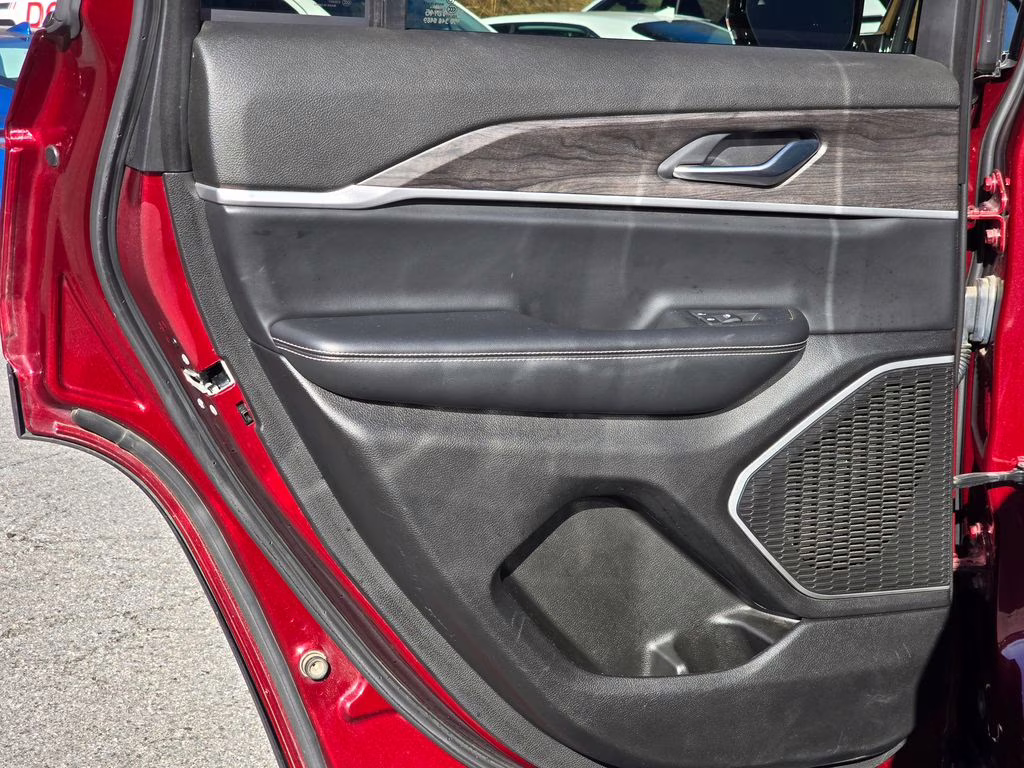 2022 Velvet Red Pearlcoat Jeep Grand Cherokee Limited 4X4 SUV