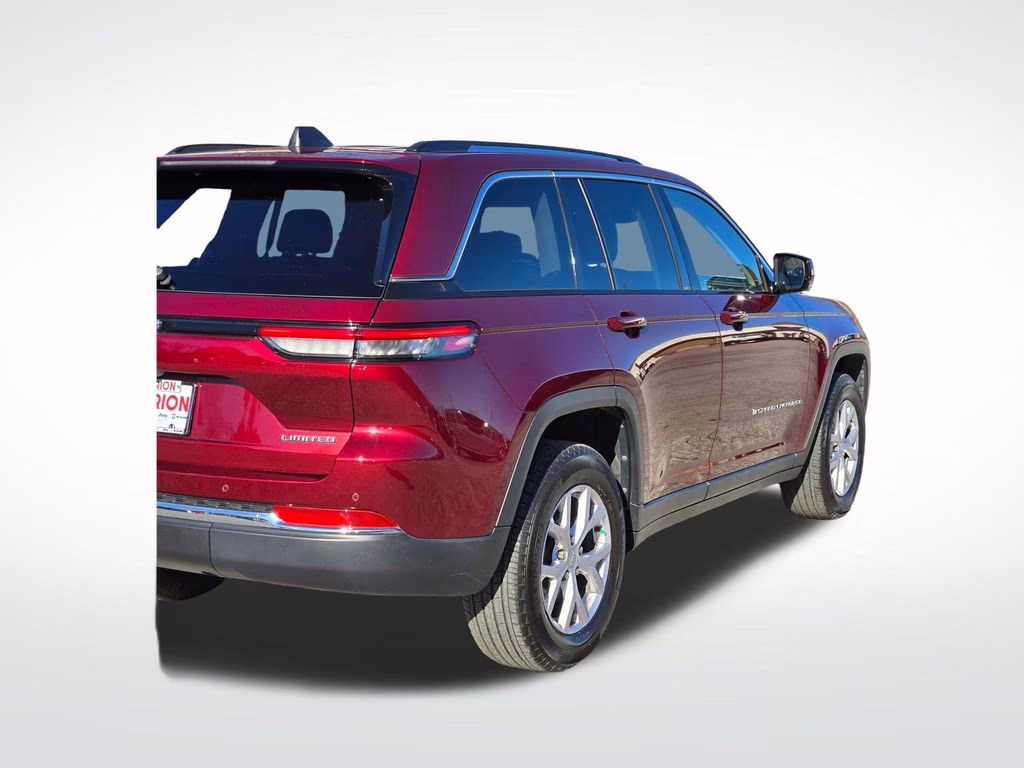 2022 Velvet Red Pearlcoat Jeep Grand Cherokee Limited 4X4 SUV