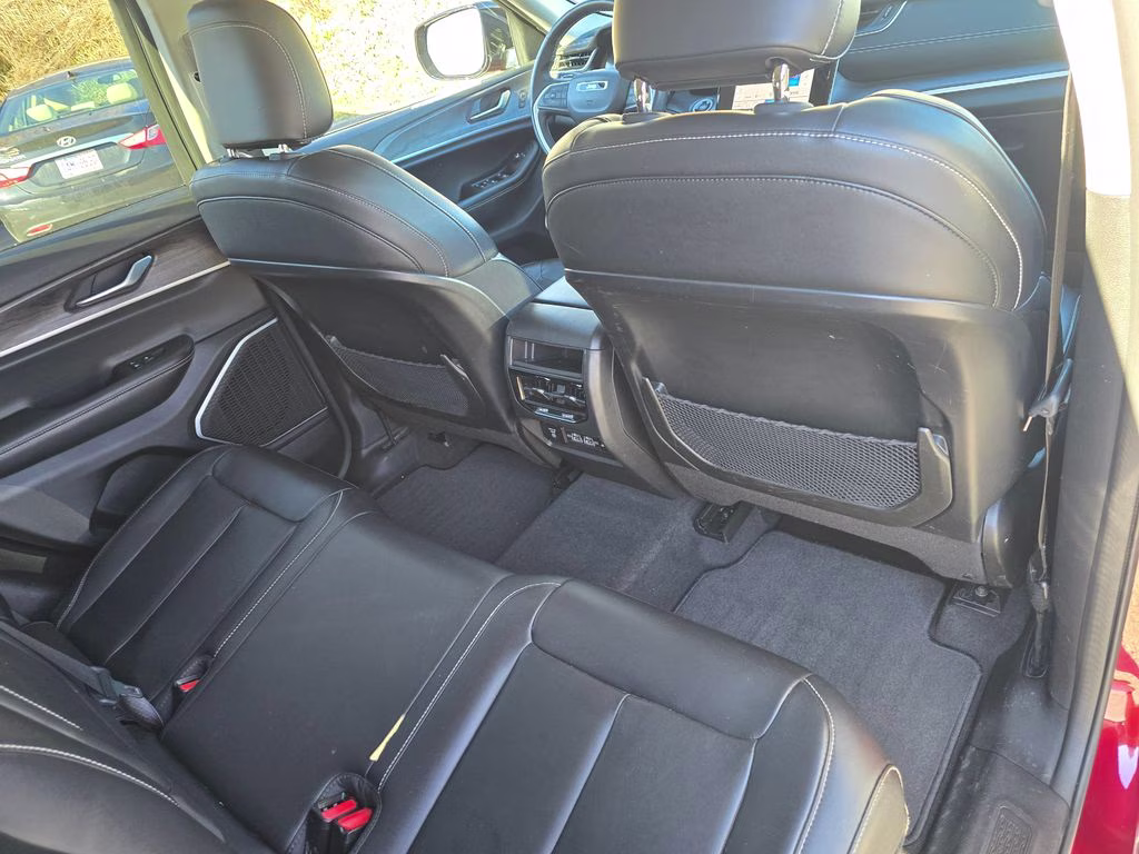 2022 Velvet Red Pearlcoat Jeep Grand Cherokee Limited 4X4 SUV