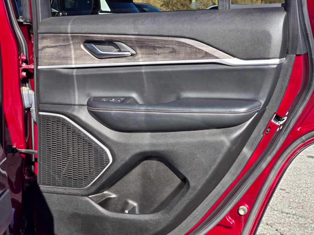 2022 Velvet Red Pearlcoat Jeep Grand Cherokee Limited 4X4 SUV