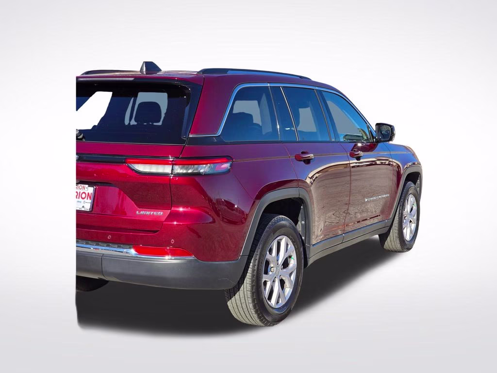 2022 Velvet Red Pearlcoat Jeep Grand Cherokee Limited 4X4 SUV