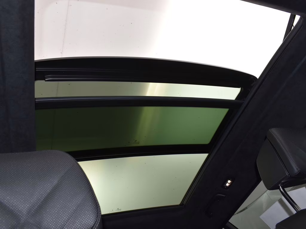 2026 Black Sapphire Metallic BMW X7 xDrive40i AWD SUV