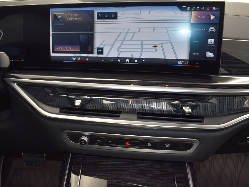 2026 Black Sapphire Metallic BMW X7 xDrive40i AWD SUV