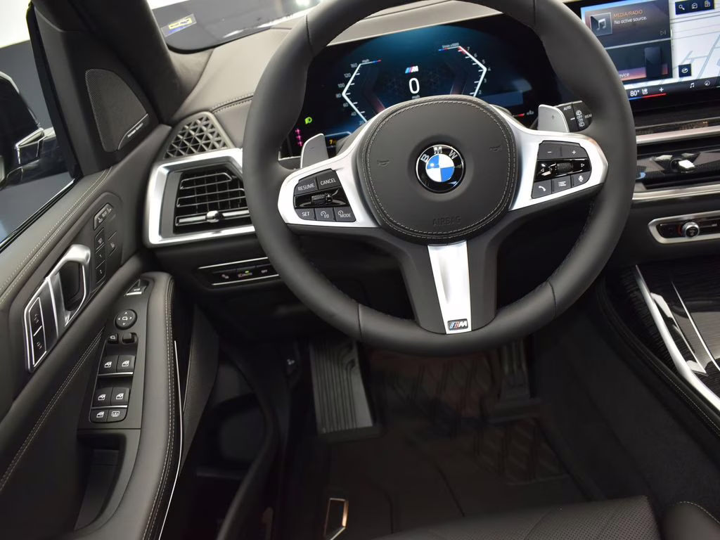 2026 Black Sapphire Metallic BMW X7 xDrive40i AWD SUV