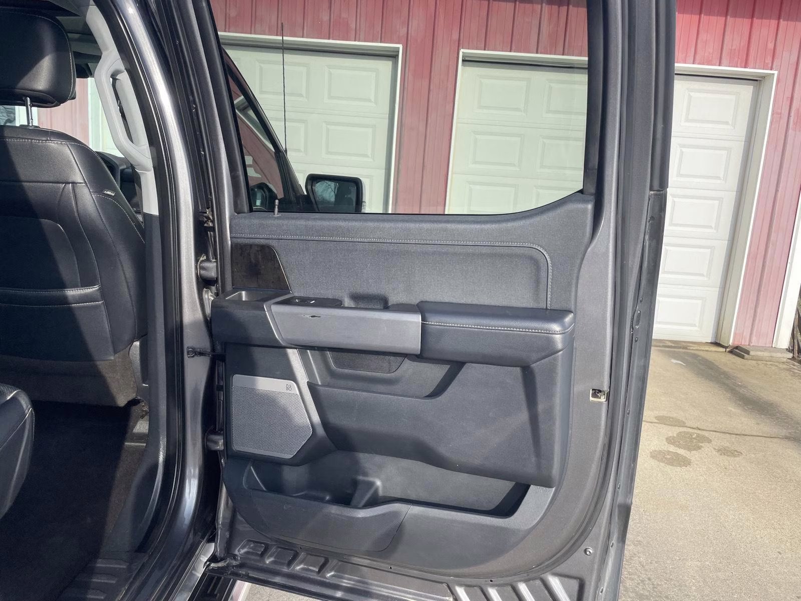 2022 Carbonized Gray Ford F-150 LARIAT 4X4 Truck