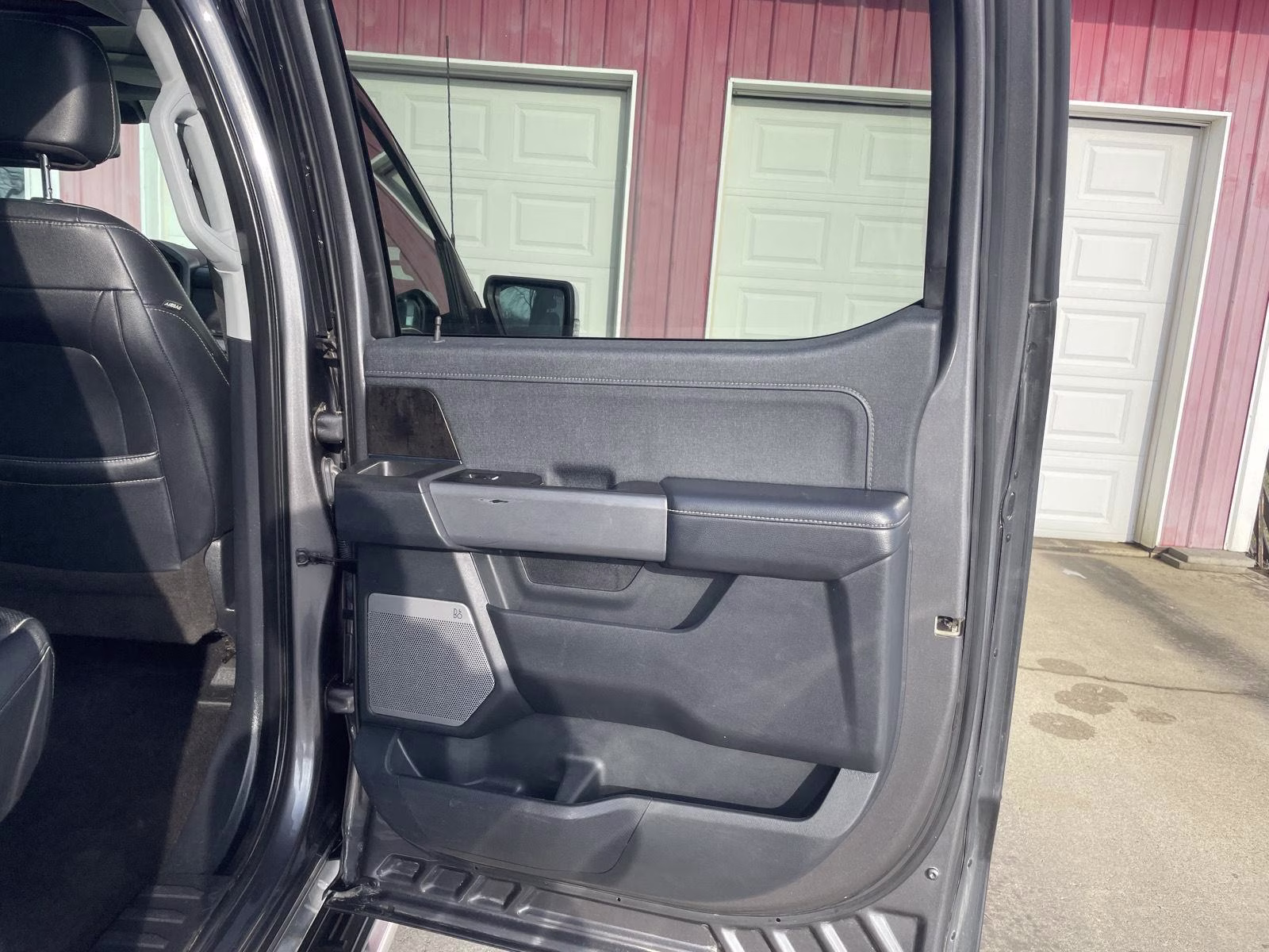 2022 Carbonized Gray Ford F-150 LARIAT 4X4 Truck