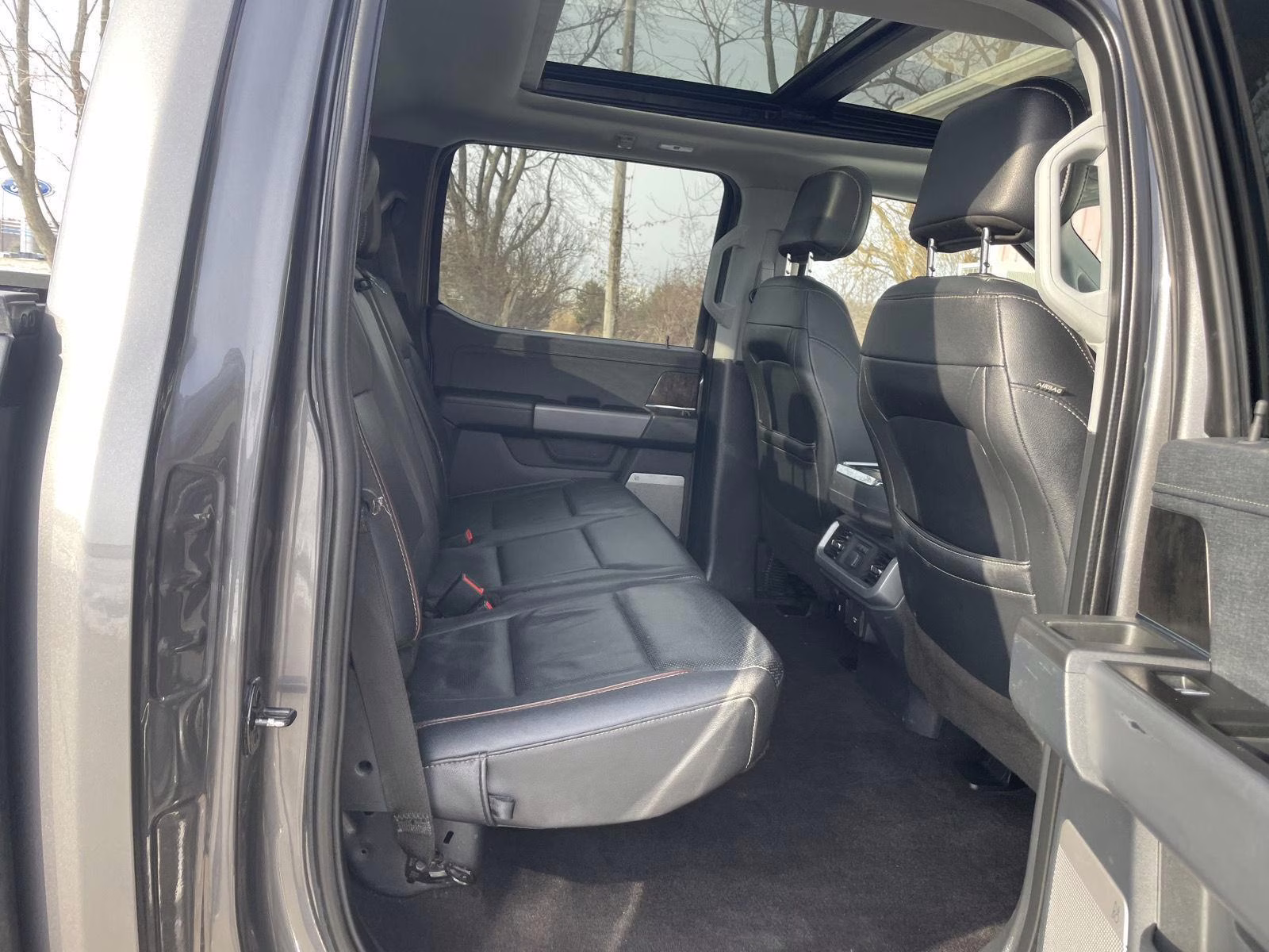 2022 Carbonized Gray Ford F-150 LARIAT 4X4 Truck