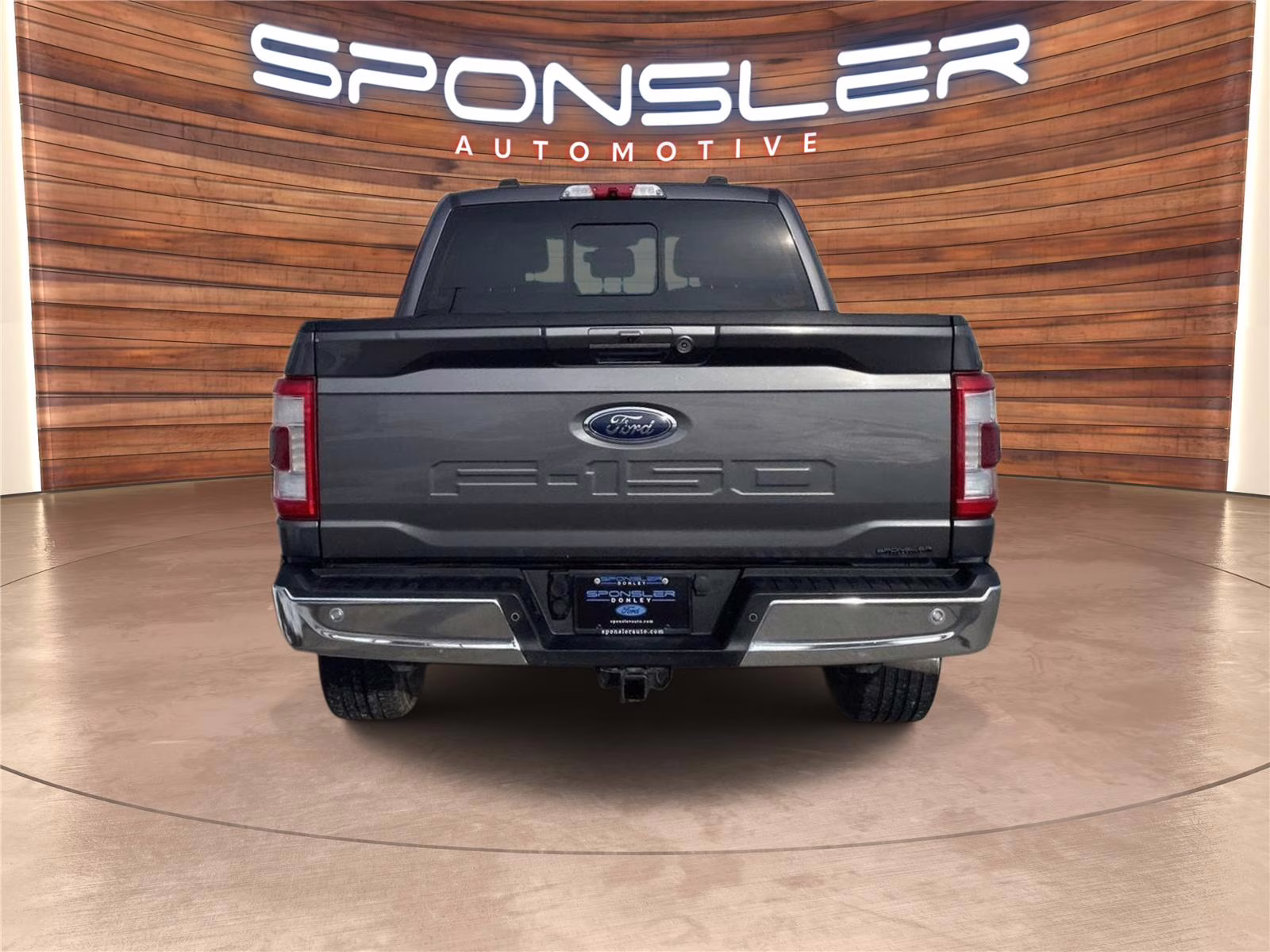 2022 Carbonized Gray Ford F-150 LARIAT 4X4 Truck