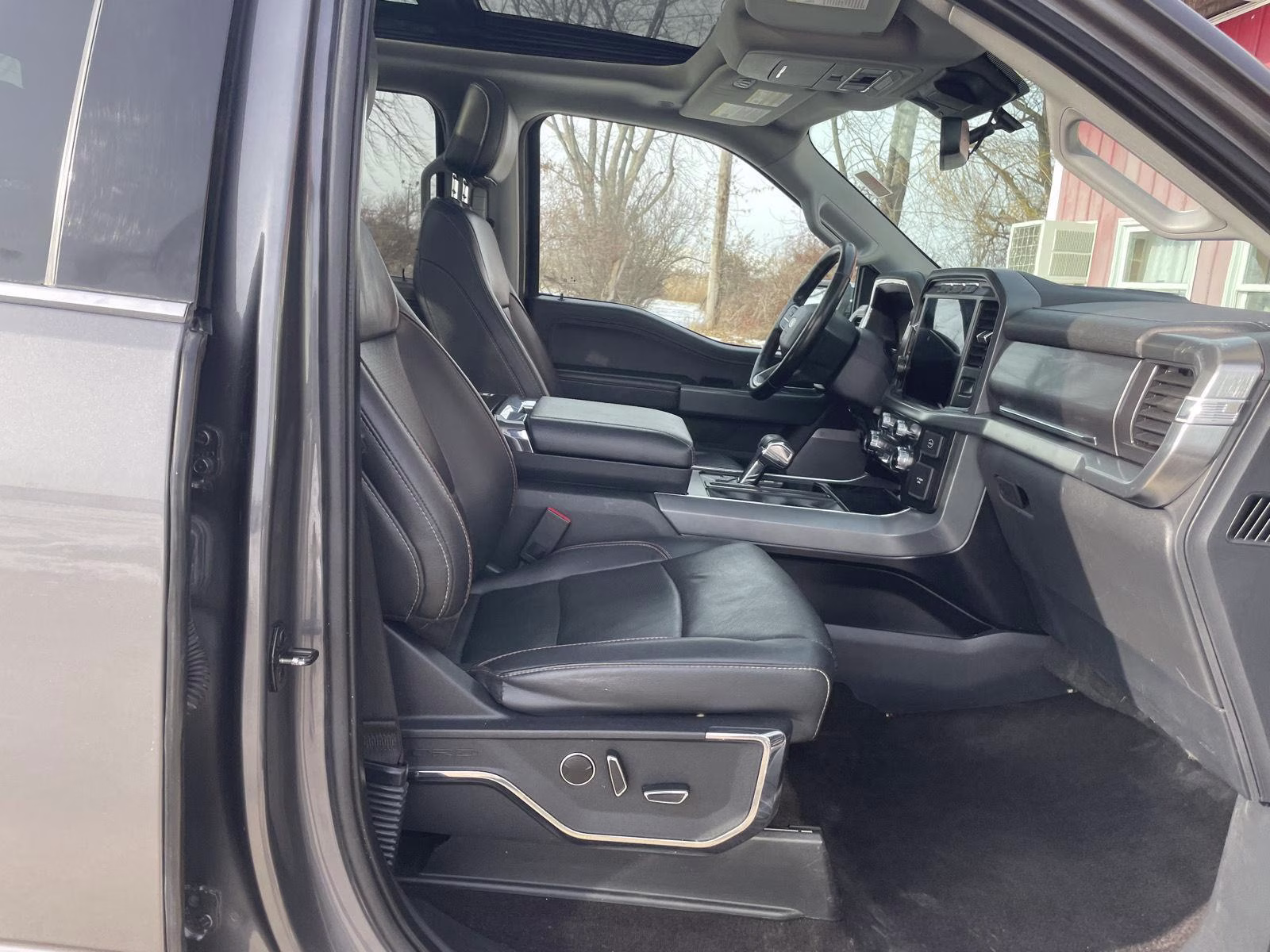 2022 Carbonized Gray Ford F-150 LARIAT 4X4 Truck