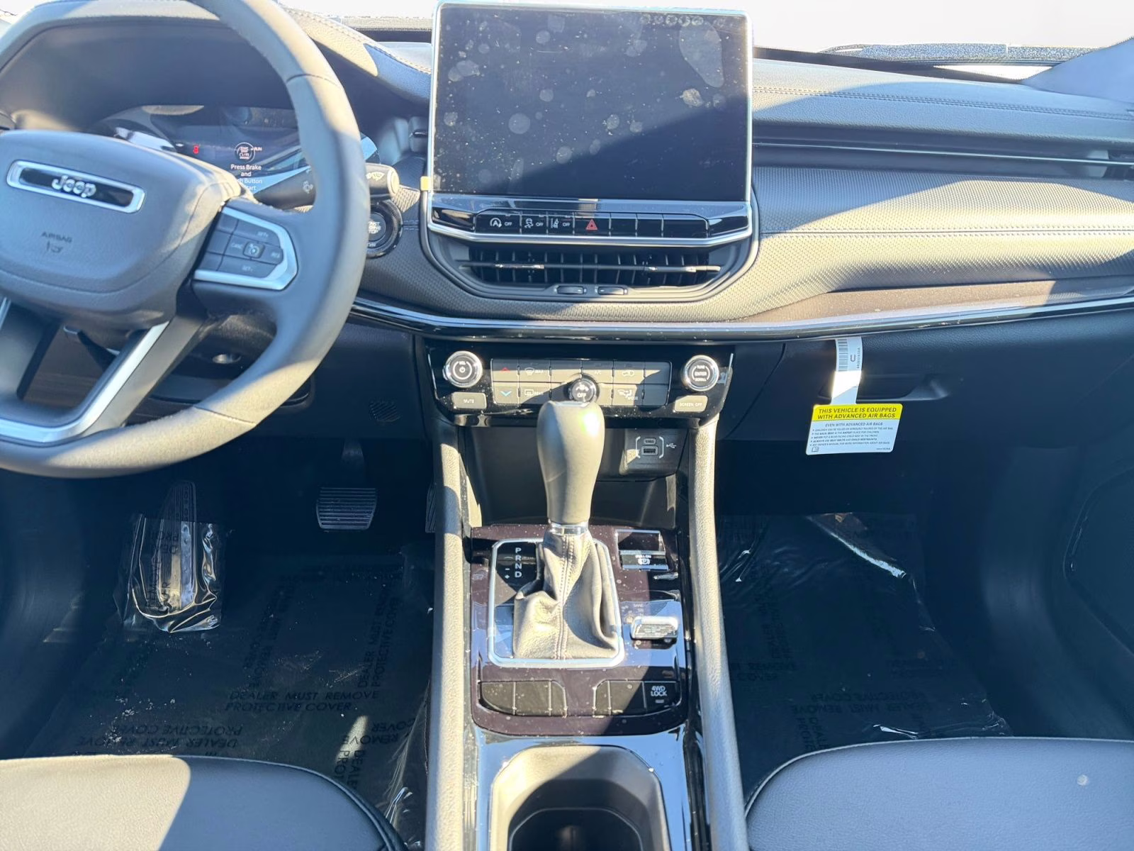 2026 Bright White Clearcoat Jeep Compass Latitude 4X4 SUV